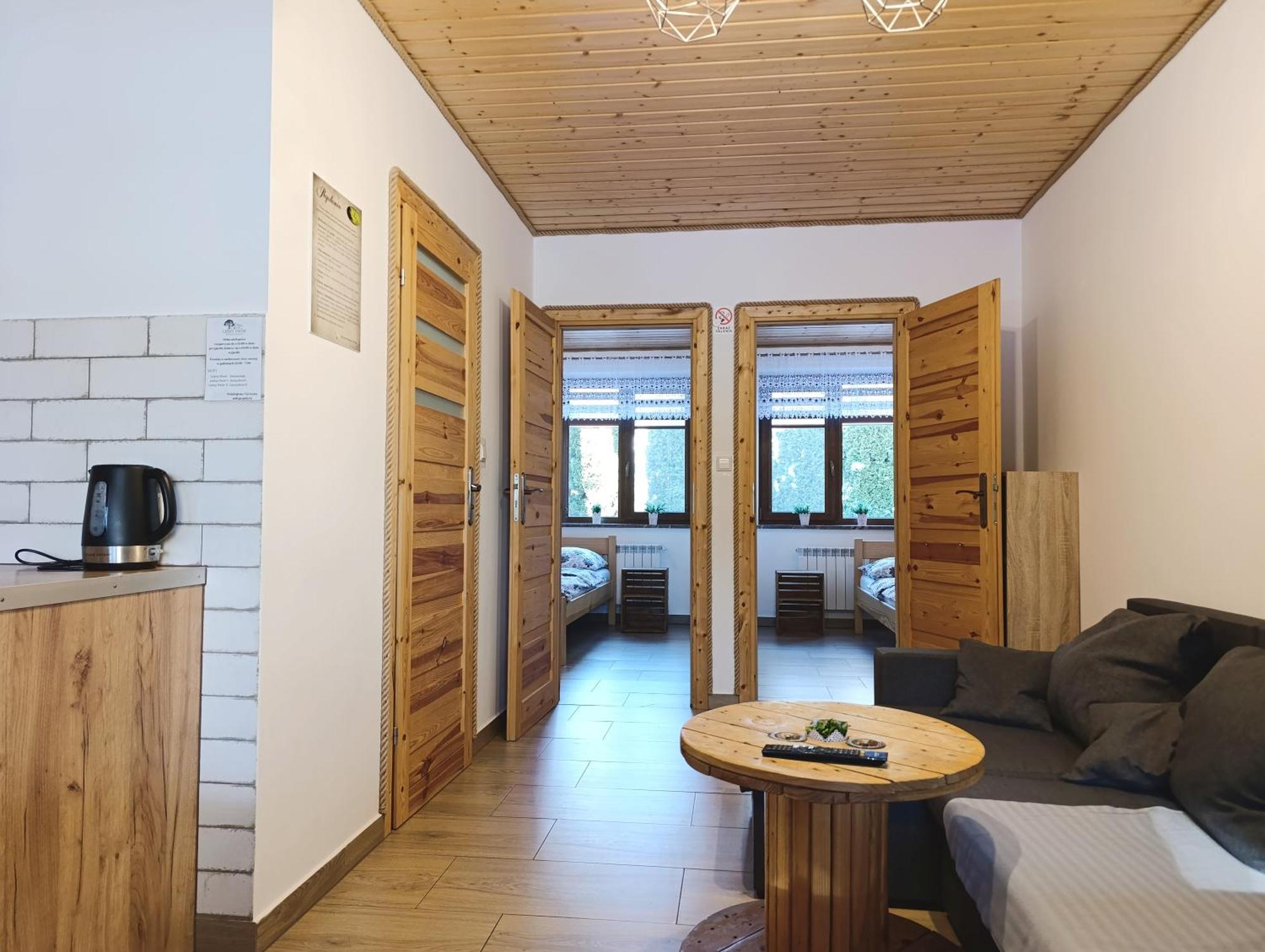 Lesny Dwor Bieszczady - Sauna I Goraca Balia Фермерський будинок Устрики-Долішні