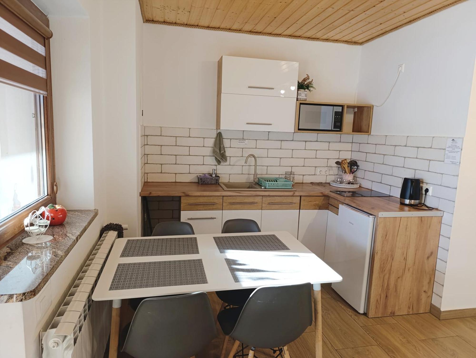 Фермерський будинок Lesny Dwor Bieszczady - Sauna I Goraca Balia *
